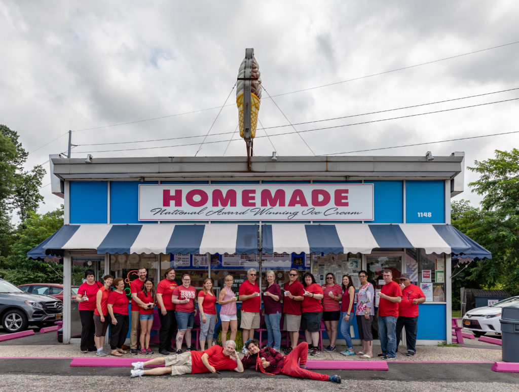 LIICT 2017 group at Snowflake Ice Cream Shoppe