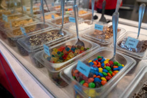 071319 - LIICT 2019 107 8686